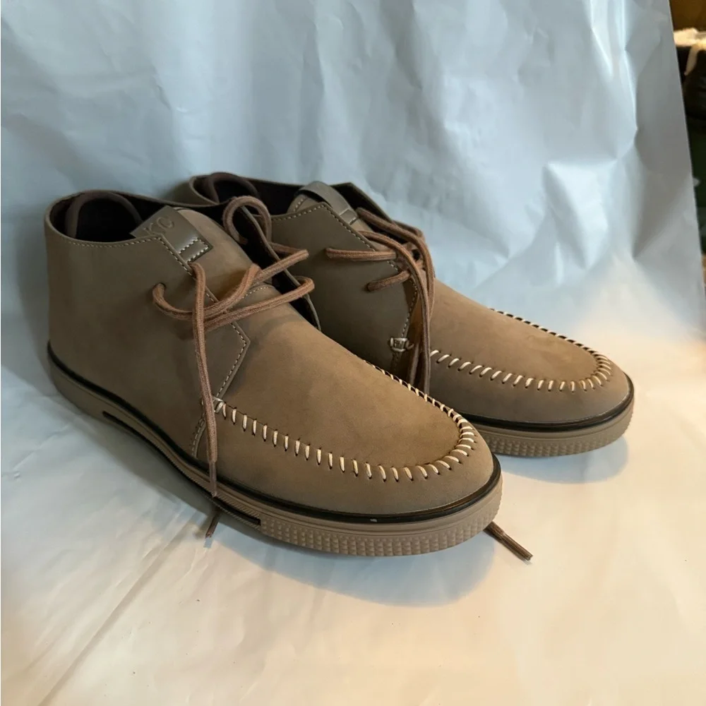Kenneth Cole Men's Shore Chukka Boot Size 9.5 Brown